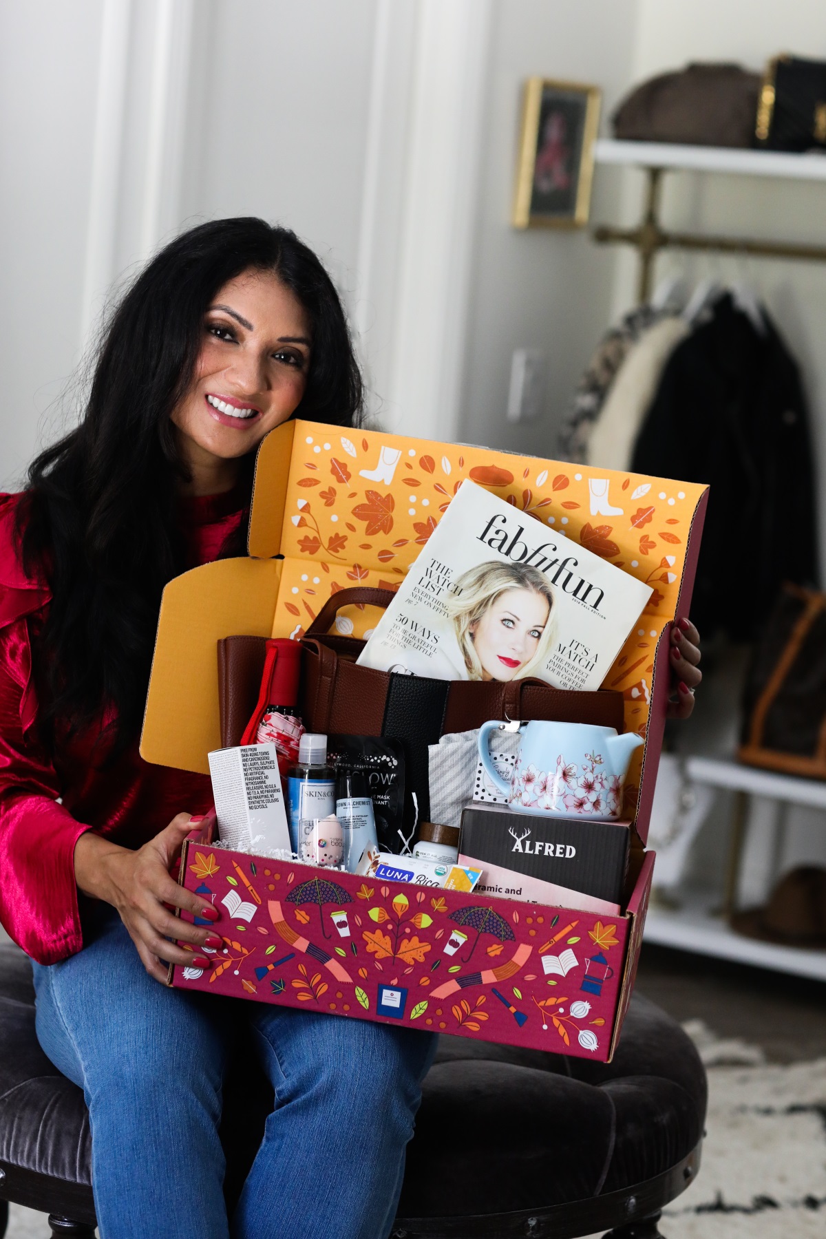 Life Hack: How to get $200+ worth of products for just $40 | FabFitFun Fall 2018 Subscription Box | Debbie Savage Orange County Lifestyle Blogger of To Thine Own Style Be True